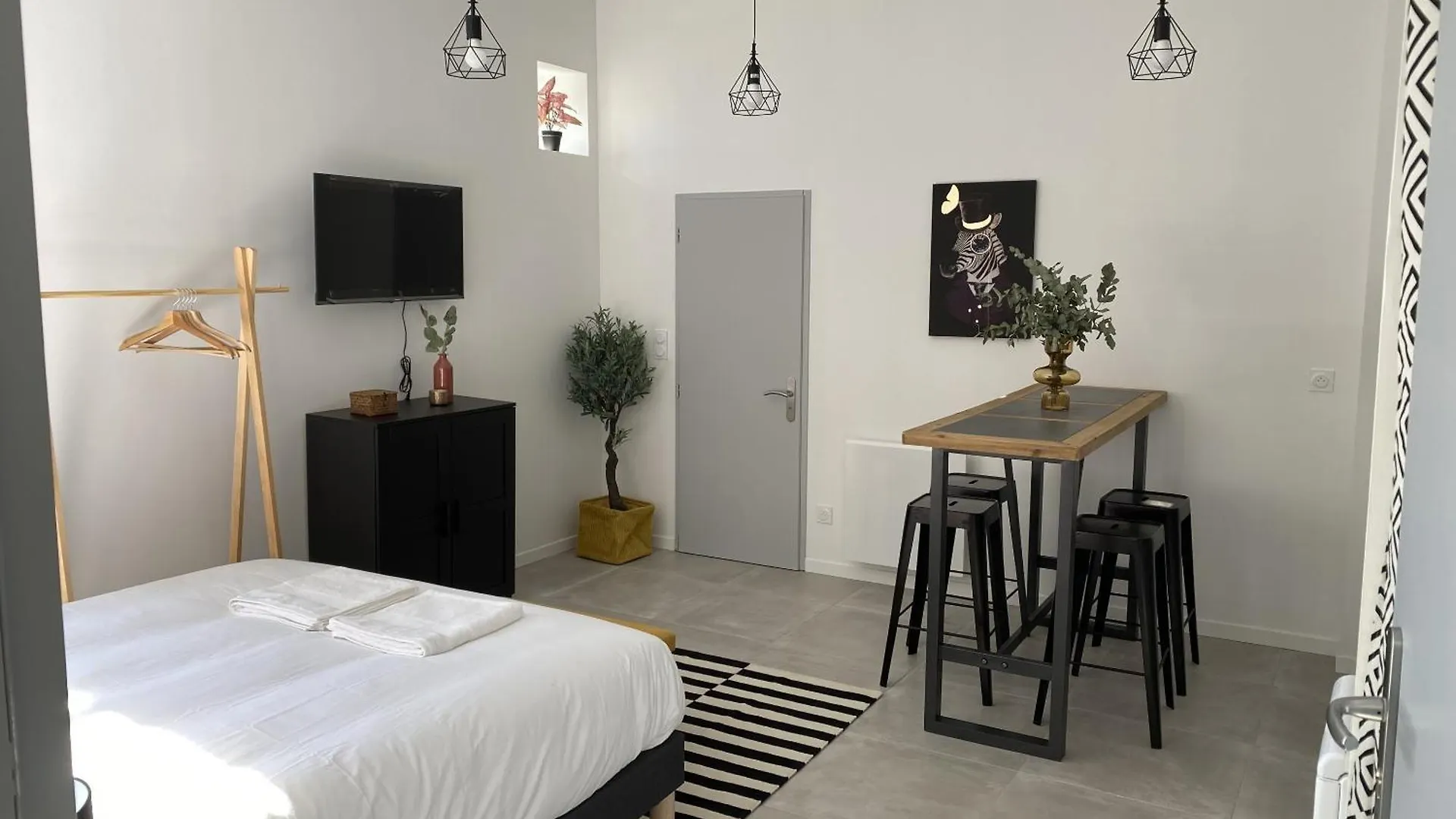 Appartement Le Jules Appart'Hotel Romans-sur-Isère France