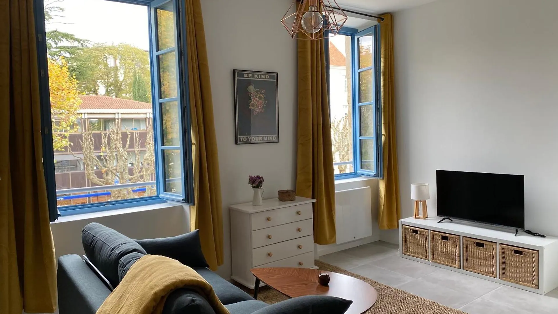 Le Jules Appart'Hotel Romans-sur-Isere
