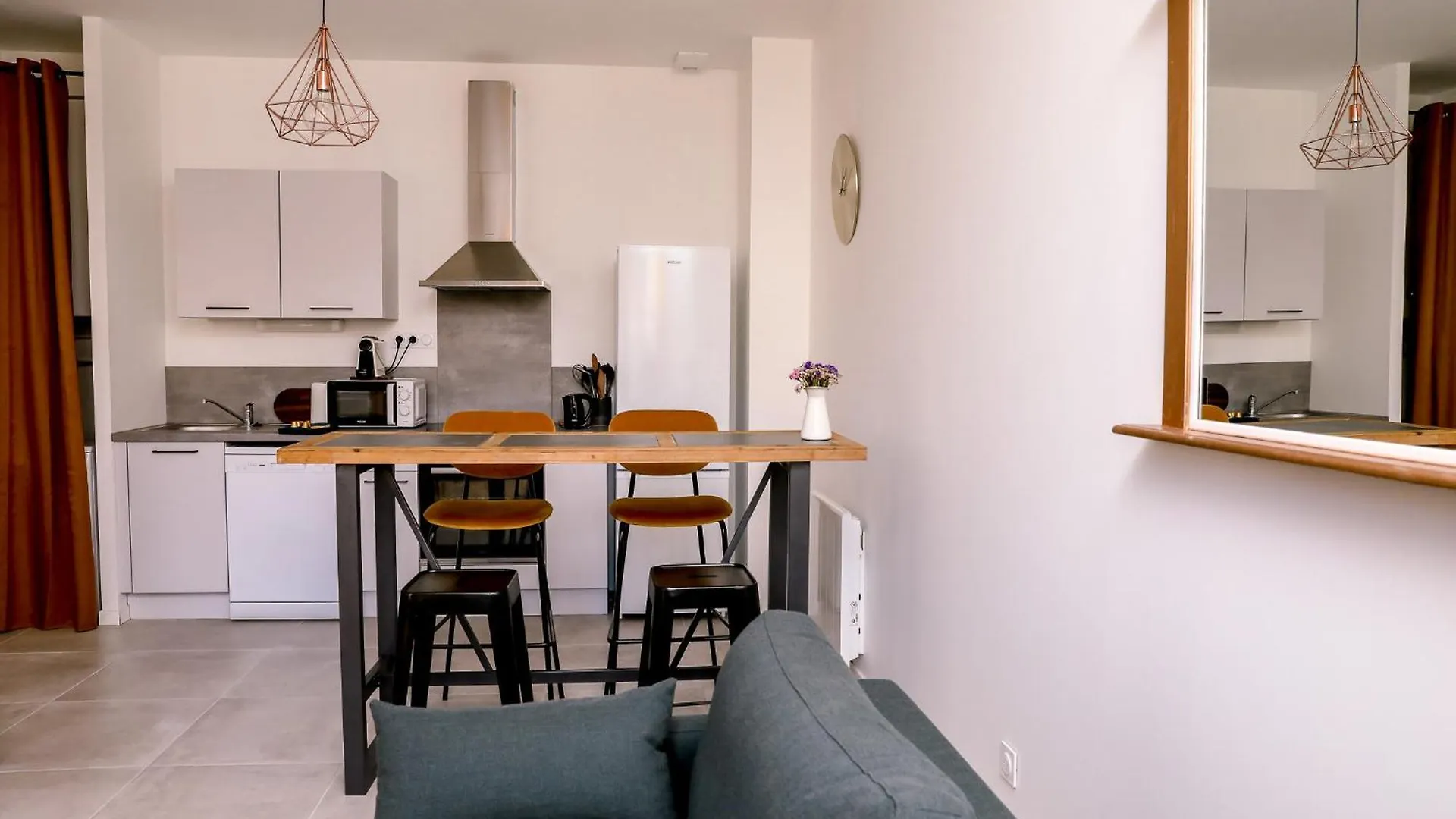 Le Jules Appart'Hotel Romans-sur-Isere Apartment